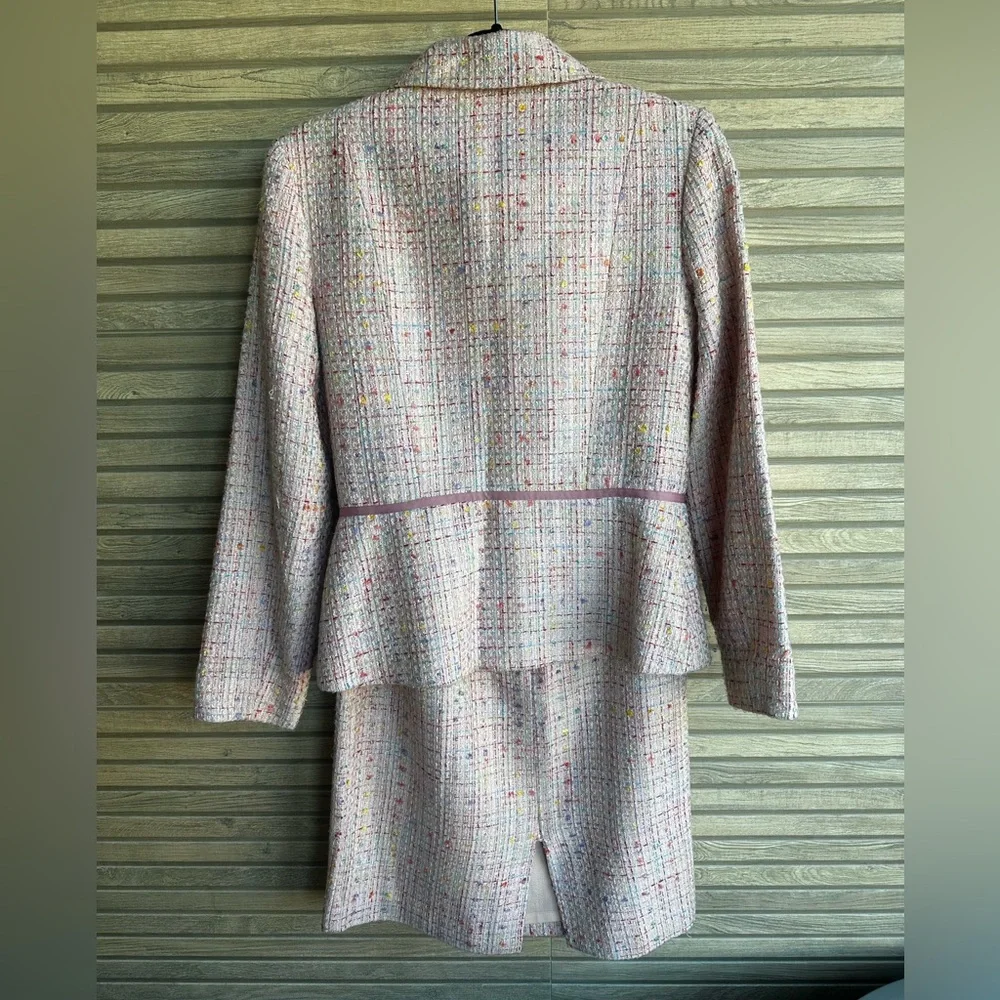CAbi elegant women